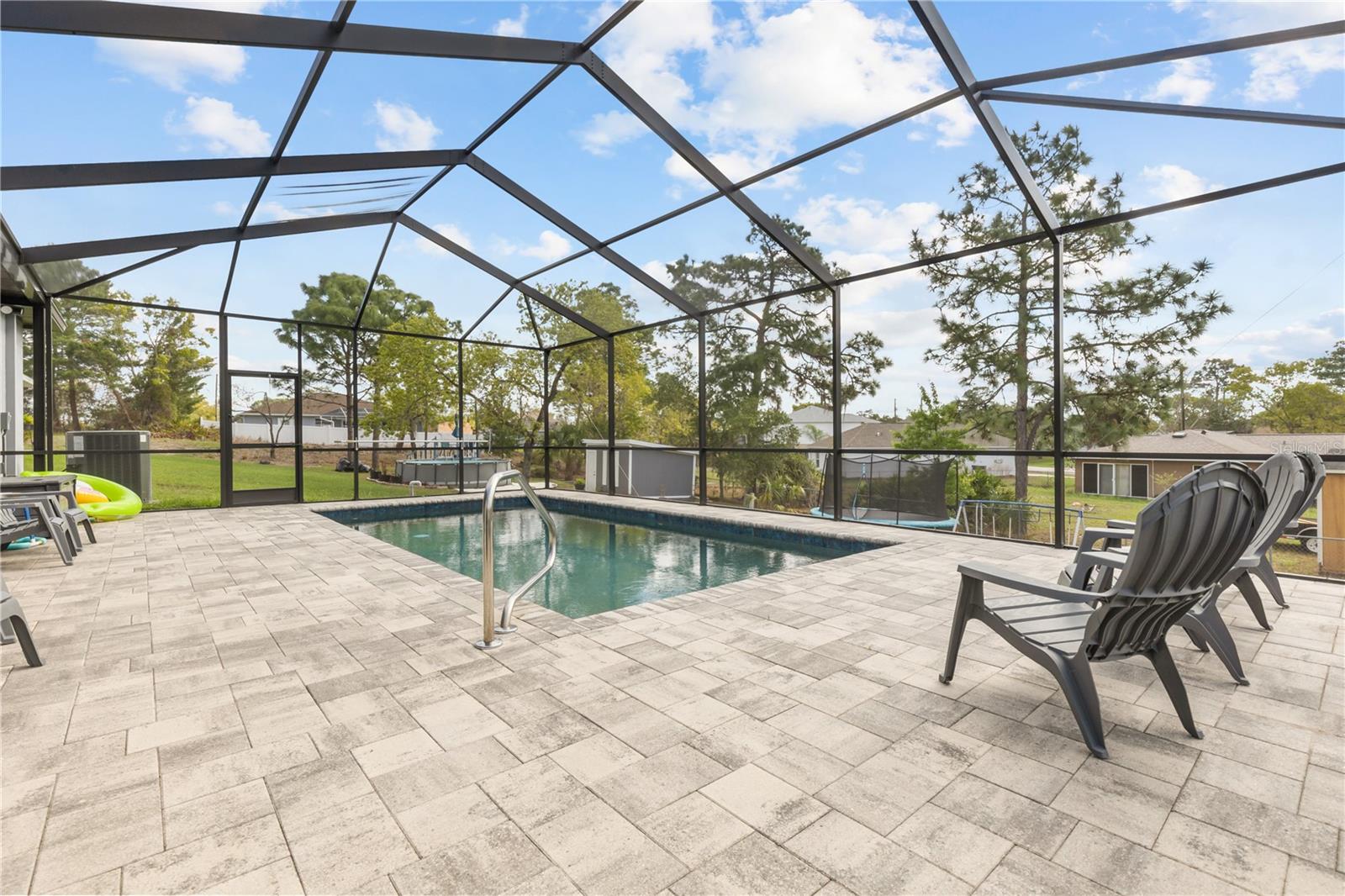 SPRING HILL - Residential