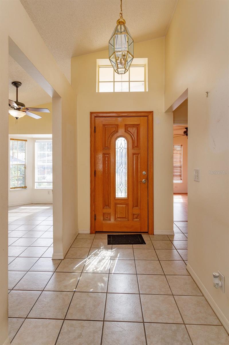 COUNTRY WALK - Residential