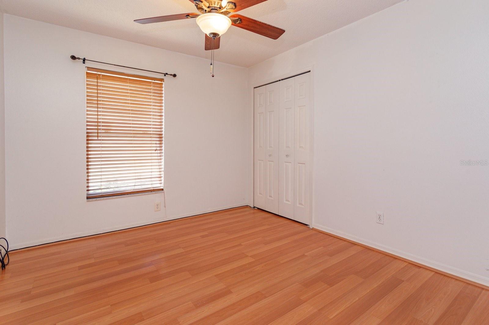 COUNTRY WALK - Residential