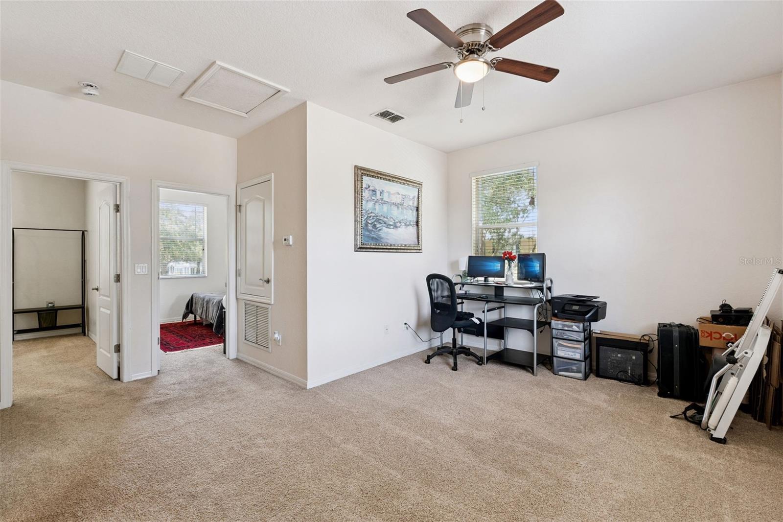 PRESTON SQUARE - Residential