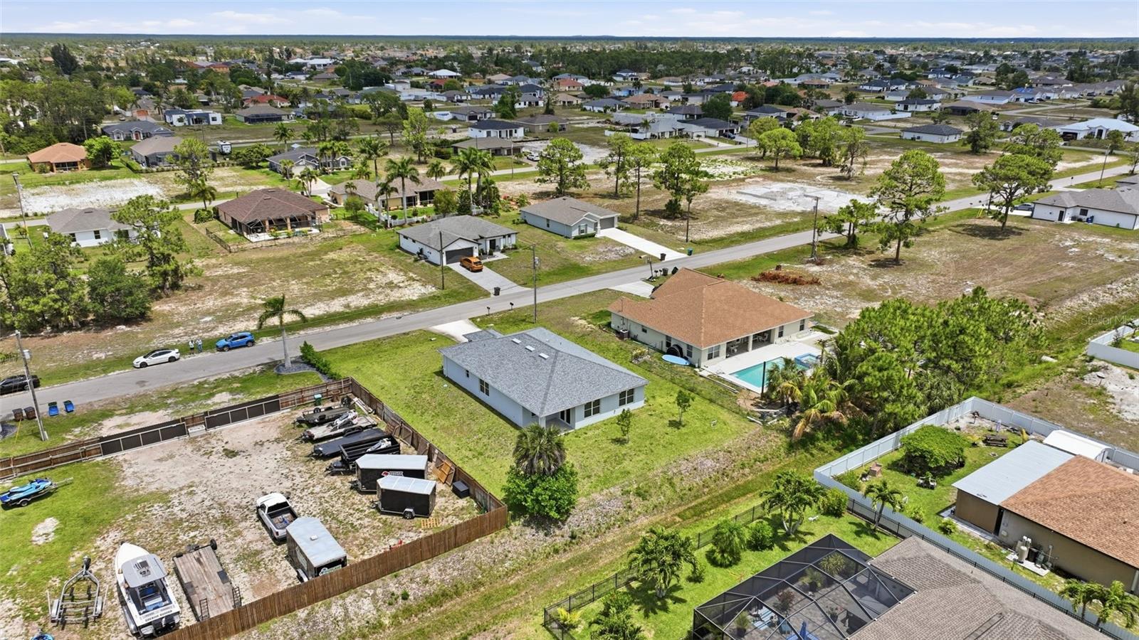 CAPE CORAL - Residential