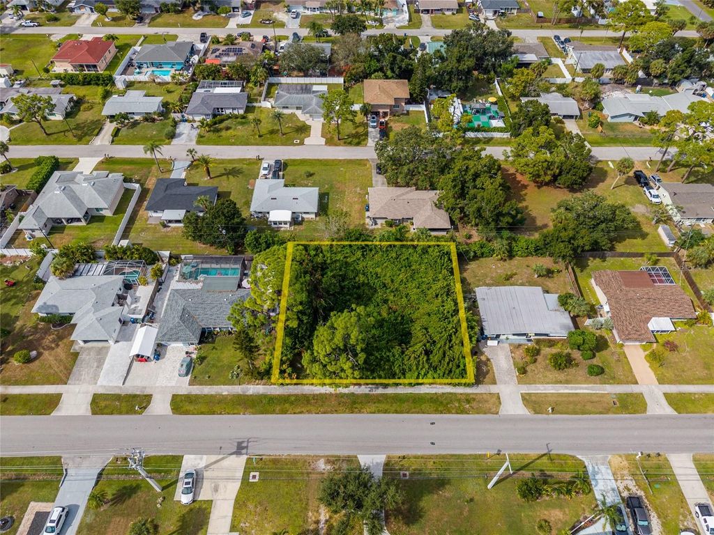 Photo of 31 W Seminole Drive, Venice, FL 34293 (MLS # O6357020)