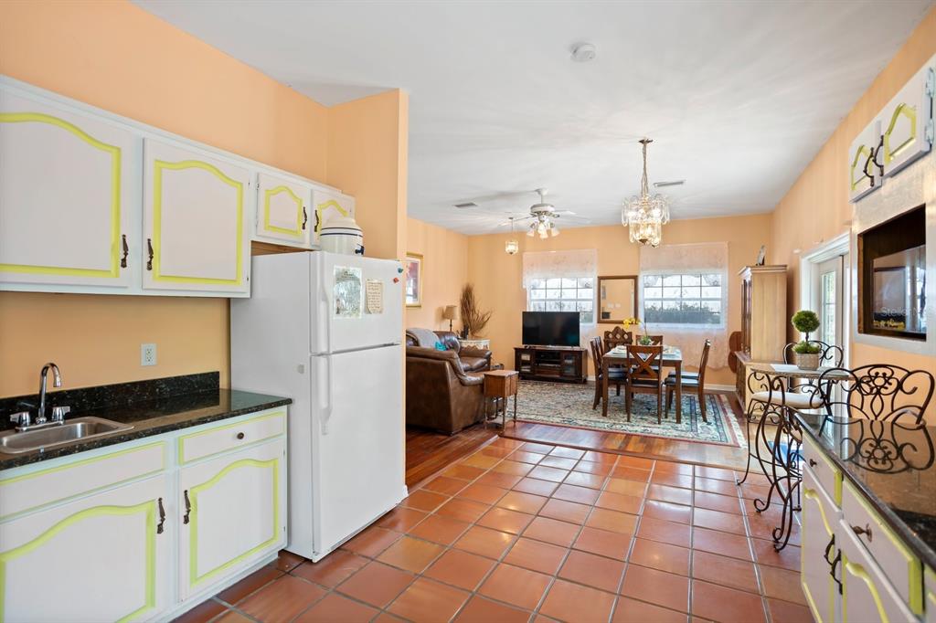 ACREAGE - Residential