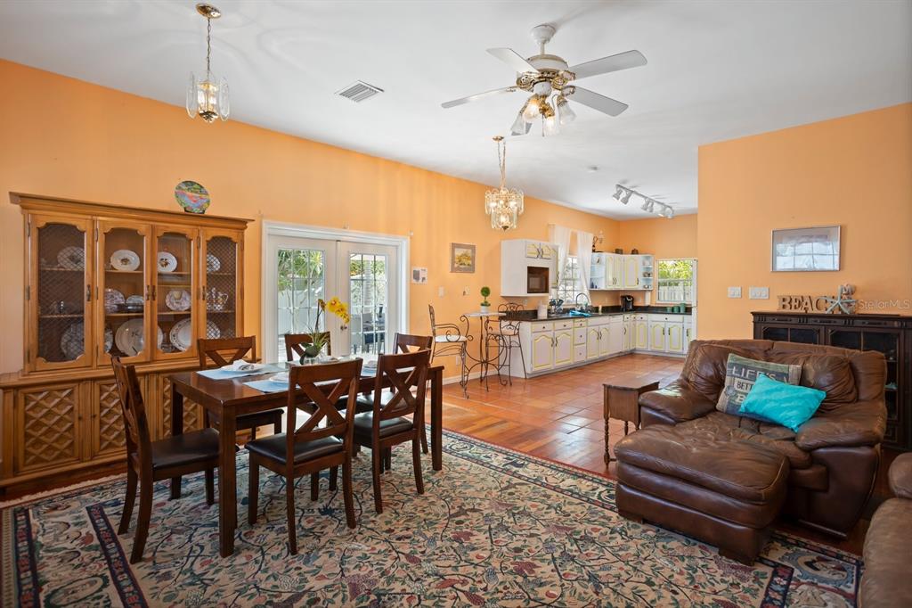 ACREAGE - Residential