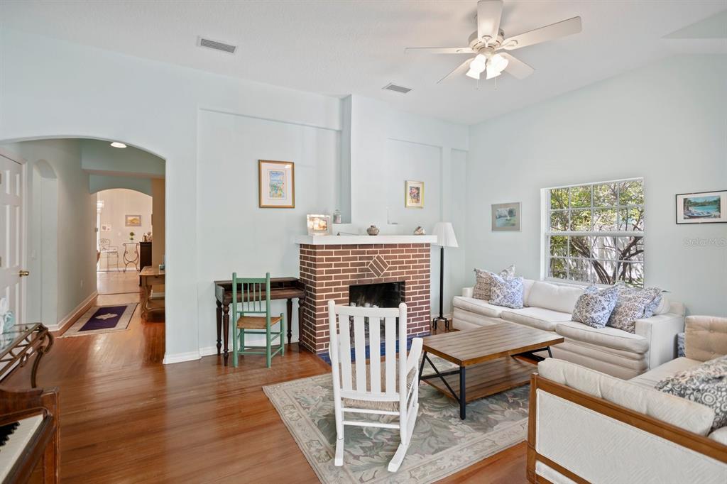 ACREAGE - Residential