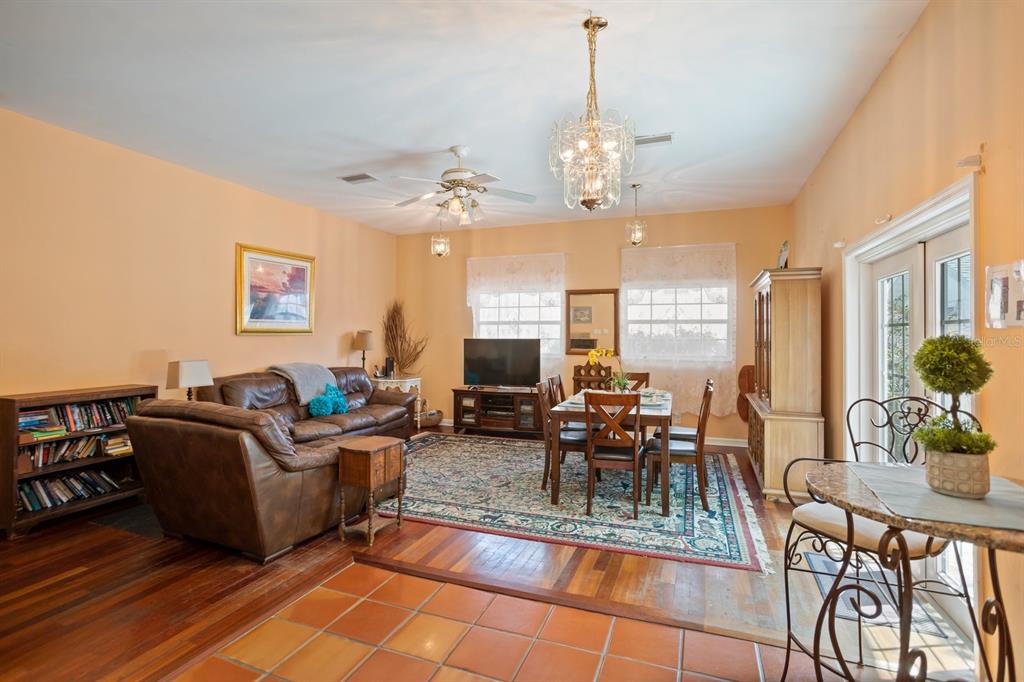 ACREAGE - Residential