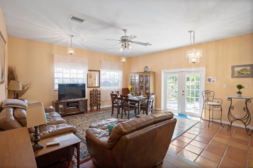 ACREAGE - Residential