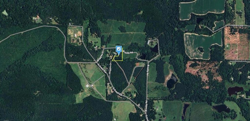 Photo of 185 Maggies Drive, Havana, FL 32333 (MLS # A4669470)