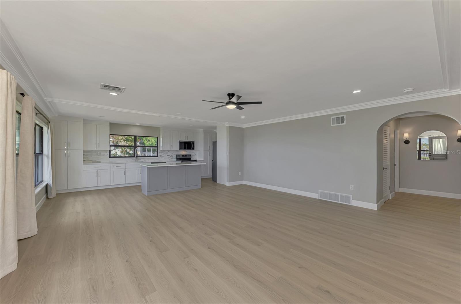 MANATEE GARDENS THIRD SEC - Residential