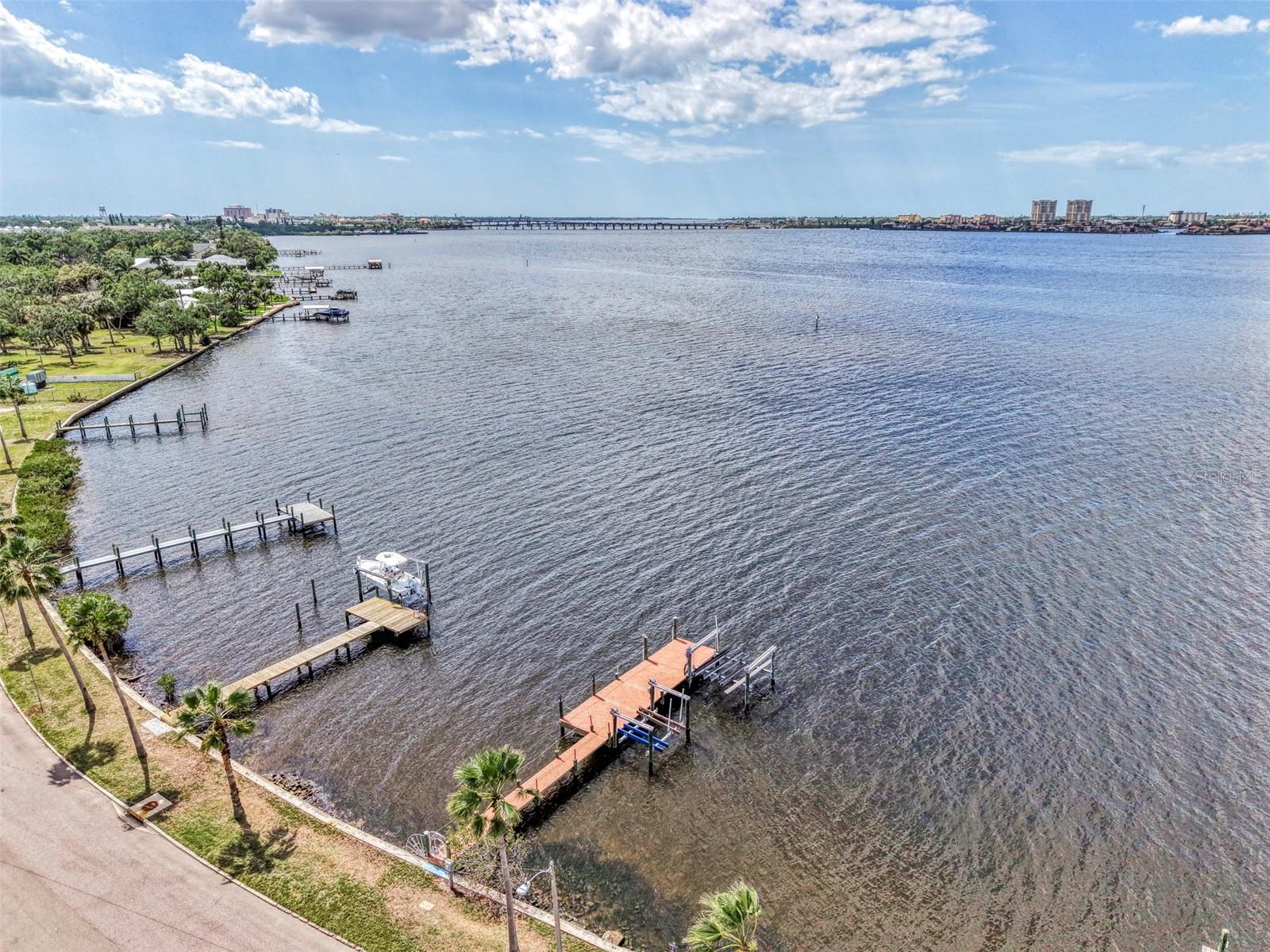 MANATEE GARDENS THIRD SEC - Residential