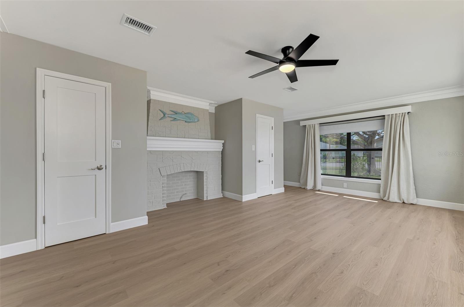 MANATEE GARDENS THIRD SEC - Residential