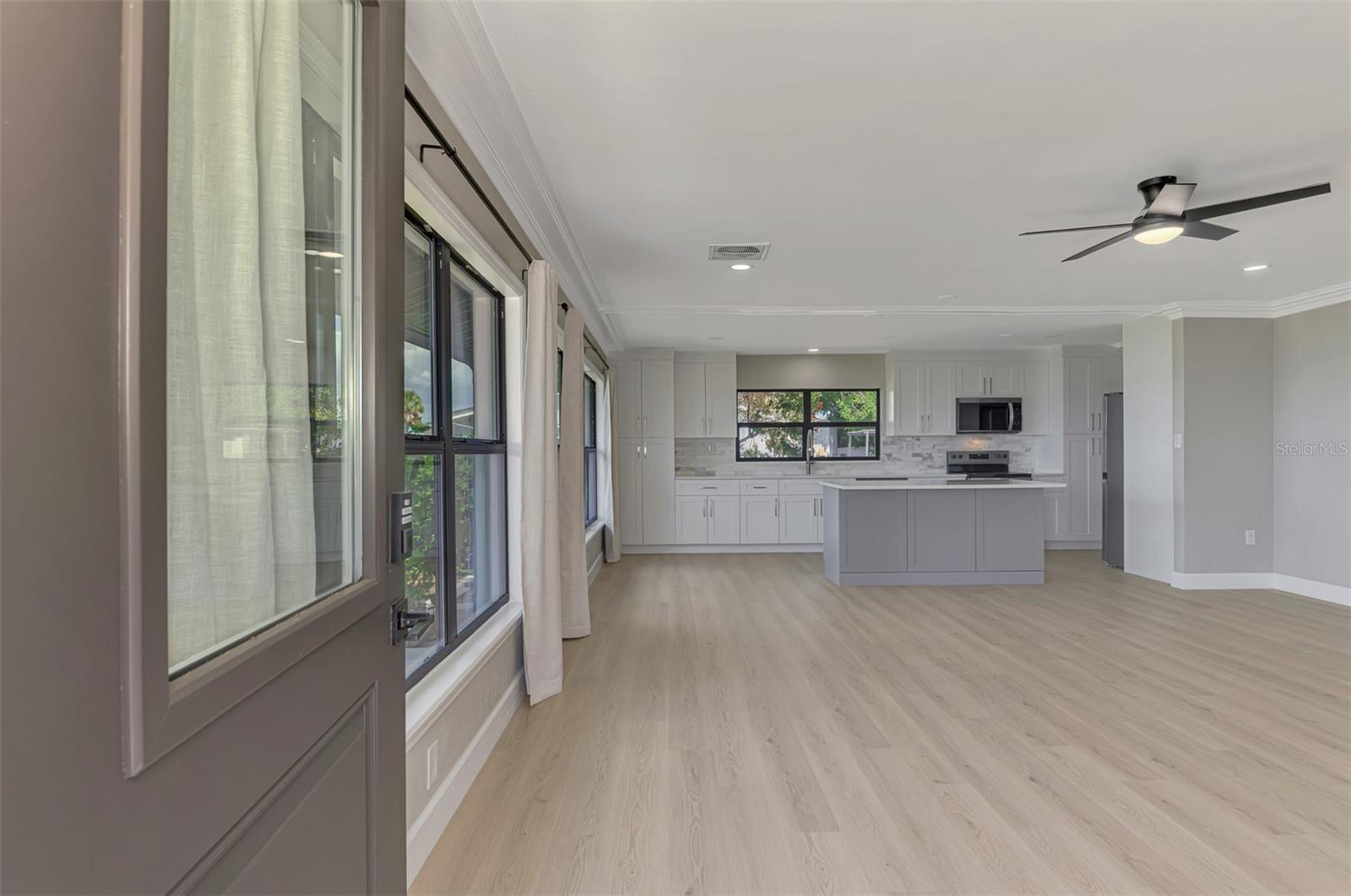 MANATEE GARDENS THIRD SEC - Residential