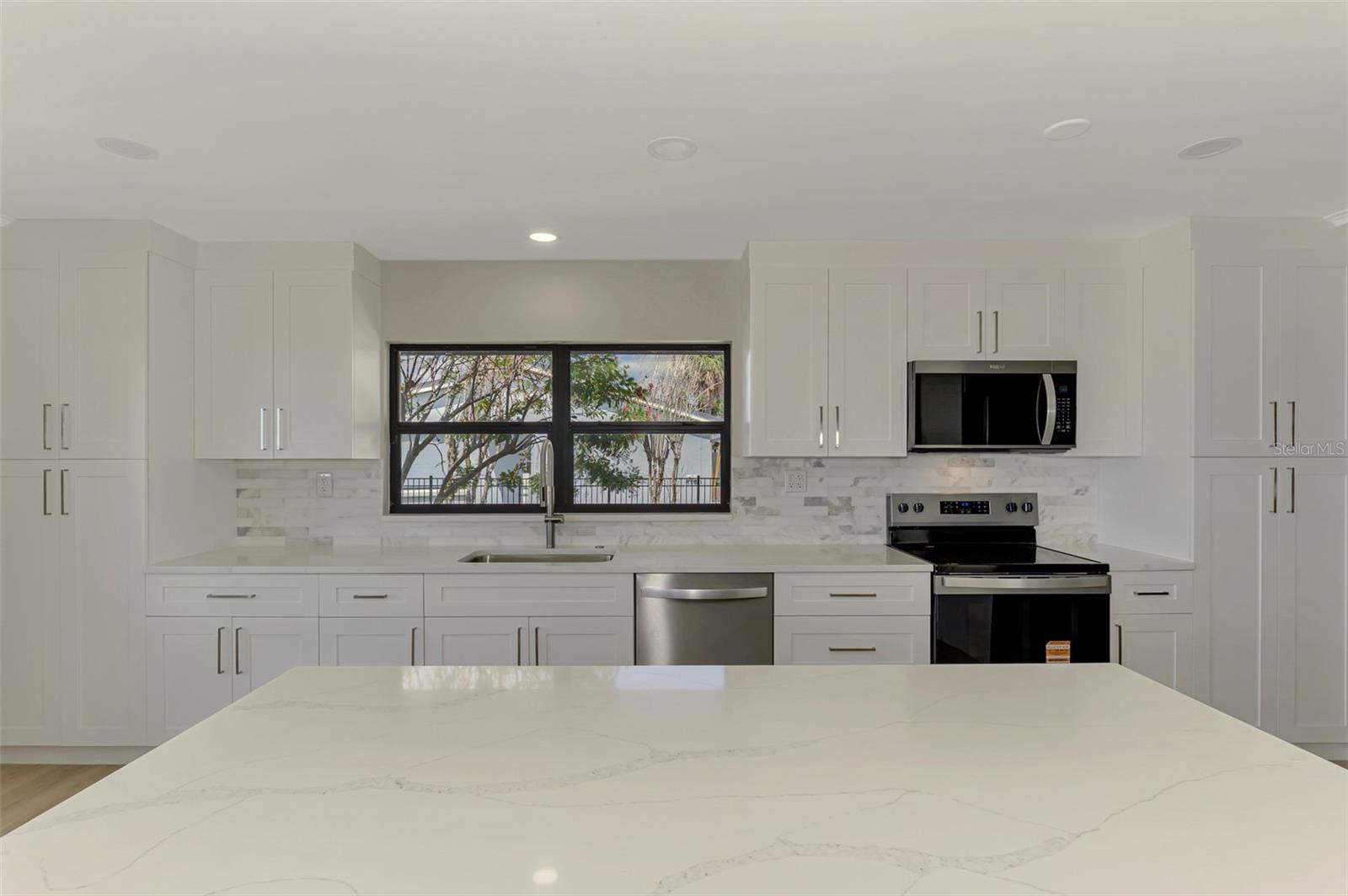MANATEE GARDENS THIRD SEC - Residential
