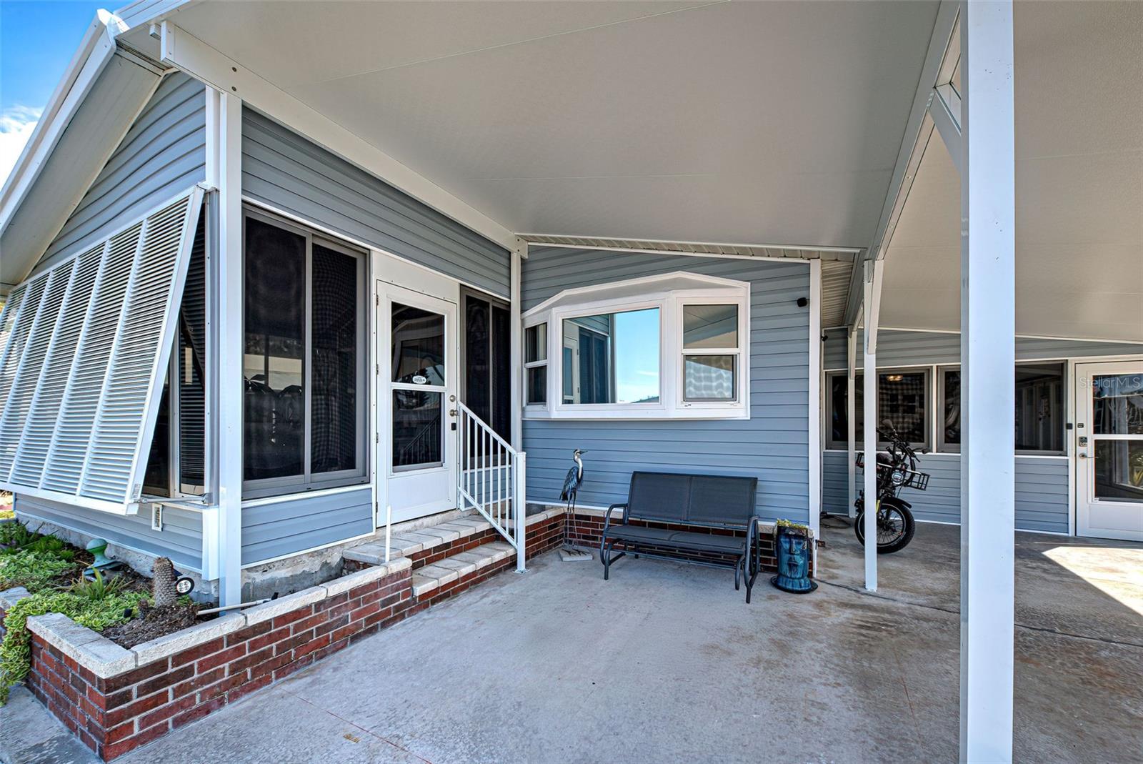 200 N FIJI CIRCLE