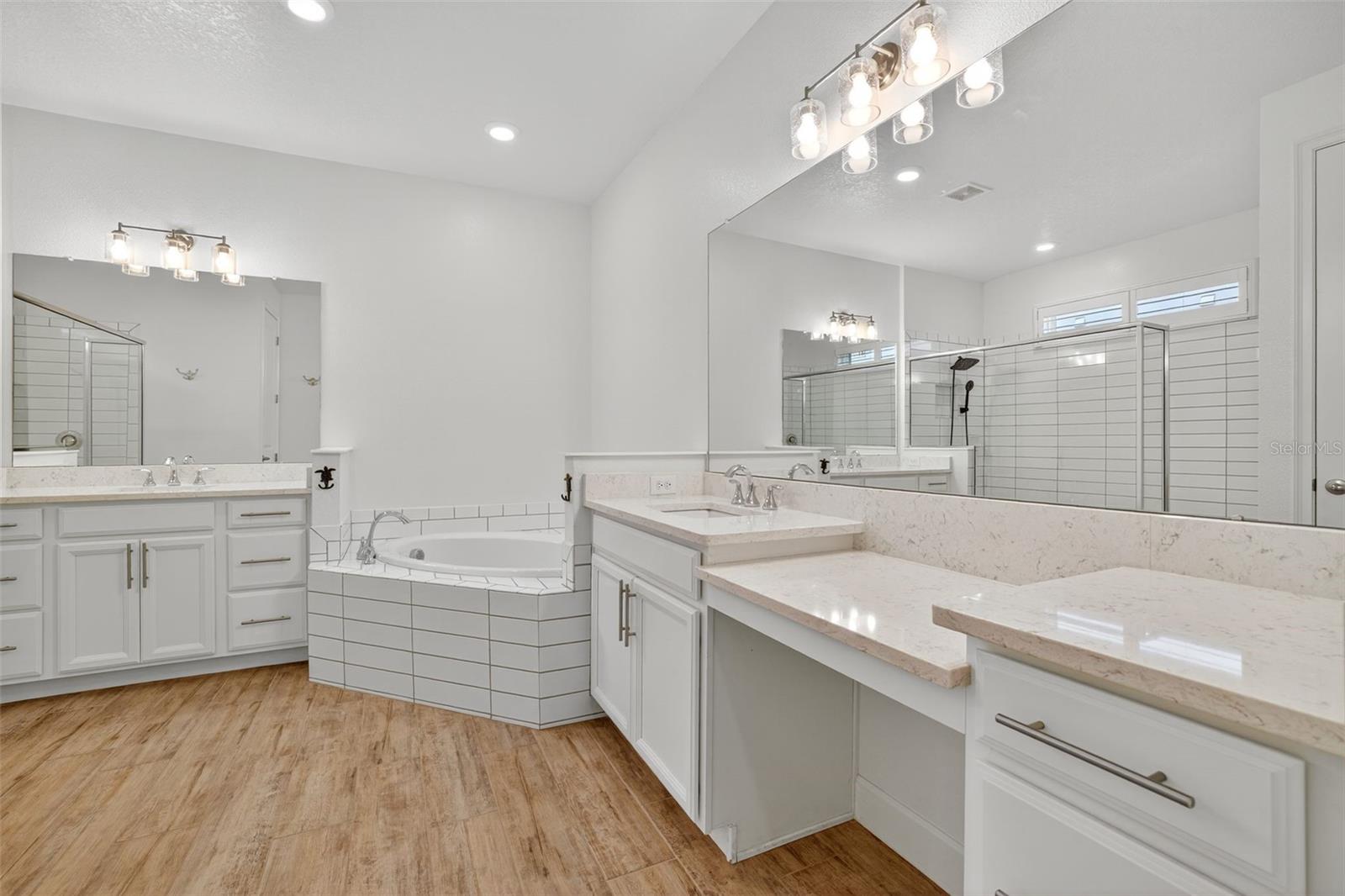 MIRABAY PH 3C-3 - Residential