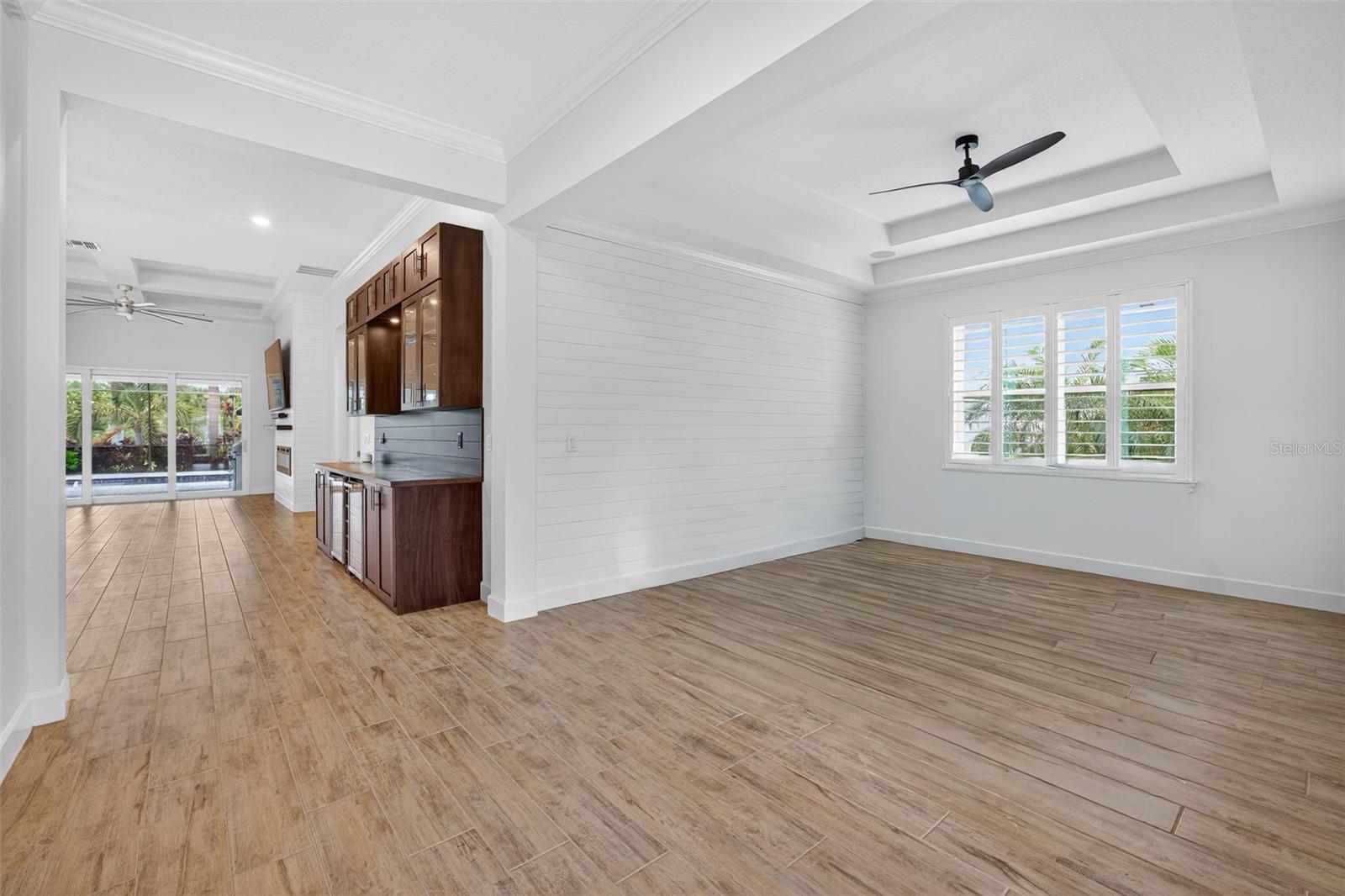 MIRABAY PH 3C-3 - Residential