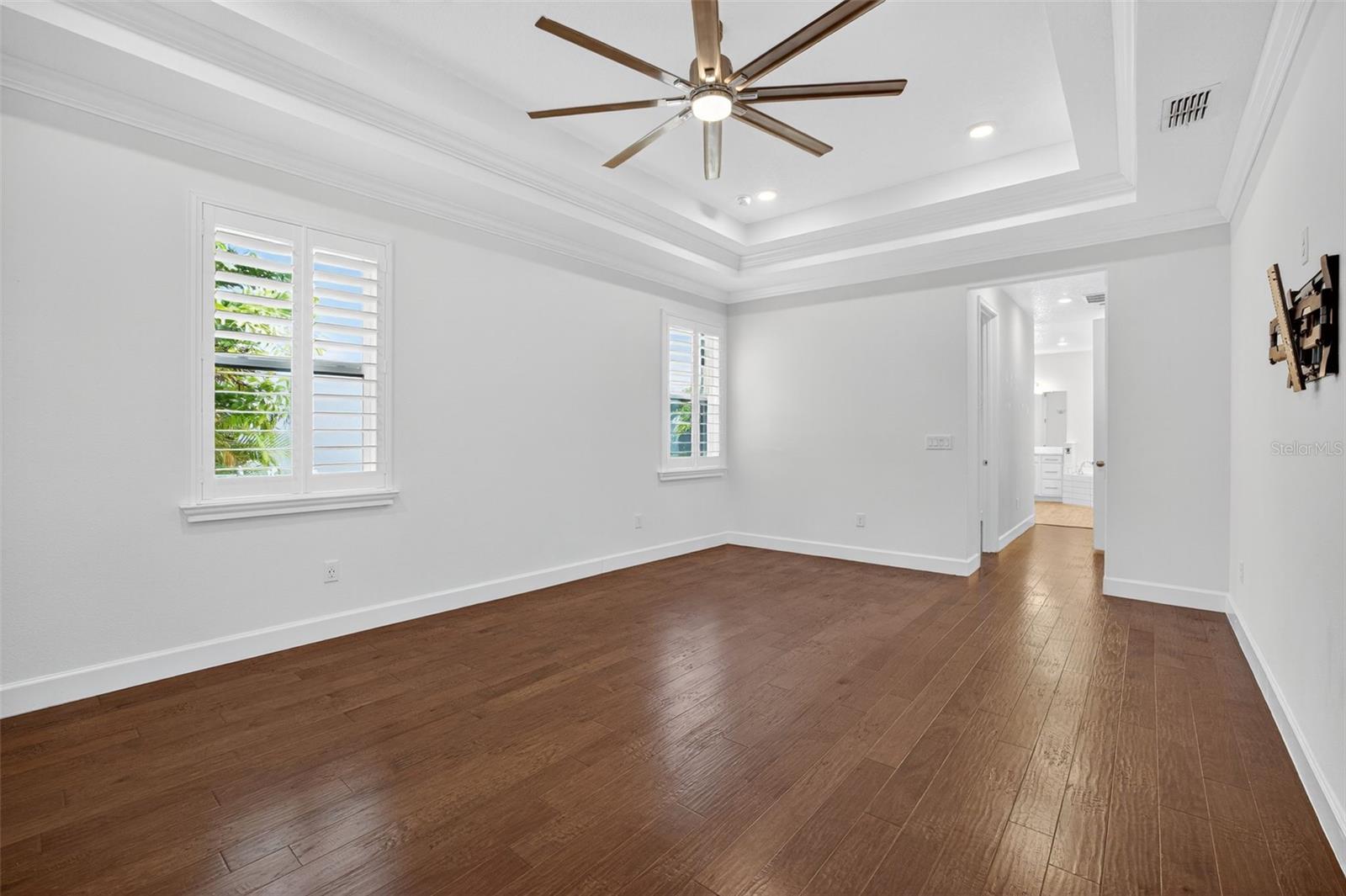 MIRABAY PH 3C-3 - Residential