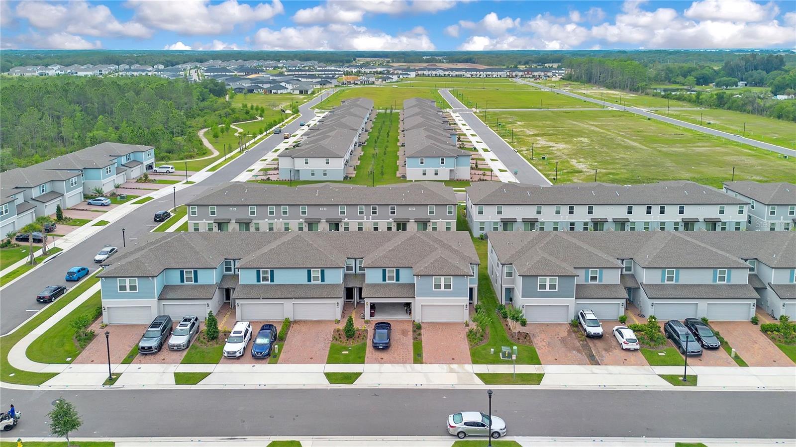 THE MEADOW AT CROSSPRAIRIE - Residential