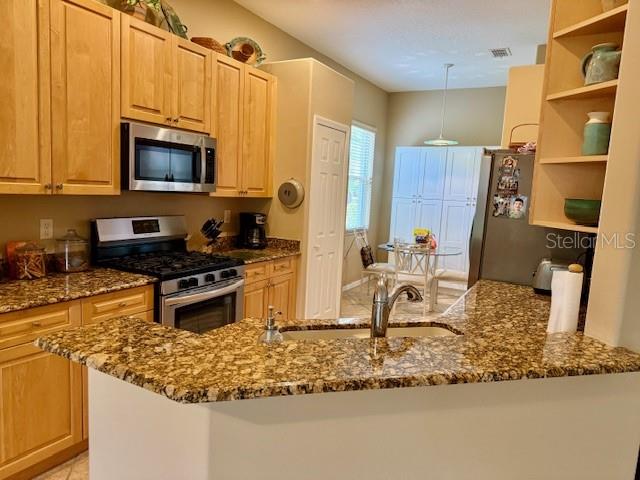 3083 PINNACLE COURT