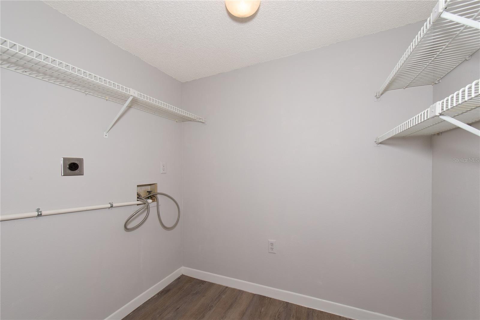 PINE RIDGE AT LAKE TARPON VILLAGE - Residential Lease