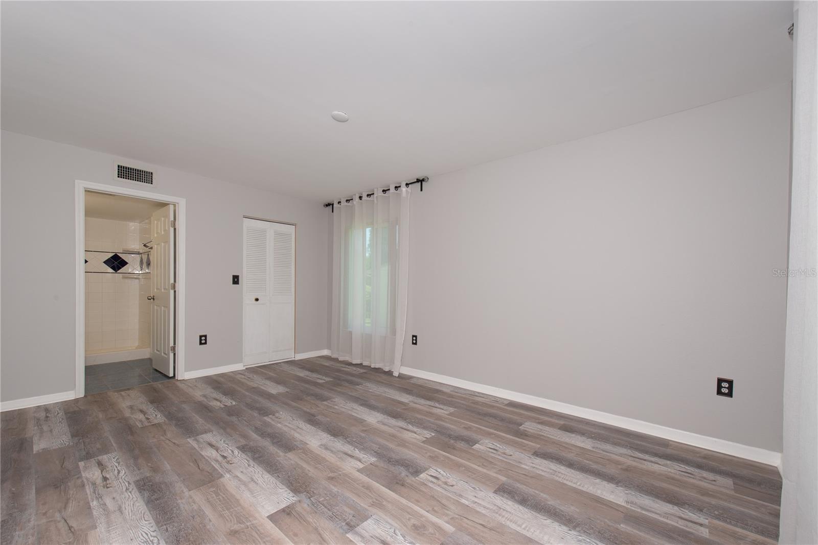 PINE RIDGE AT LAKE TARPON VILLAGE - Residential Lease