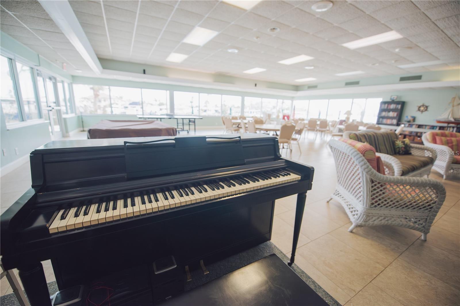 HORIZON HOUSE CO-OP - Residential