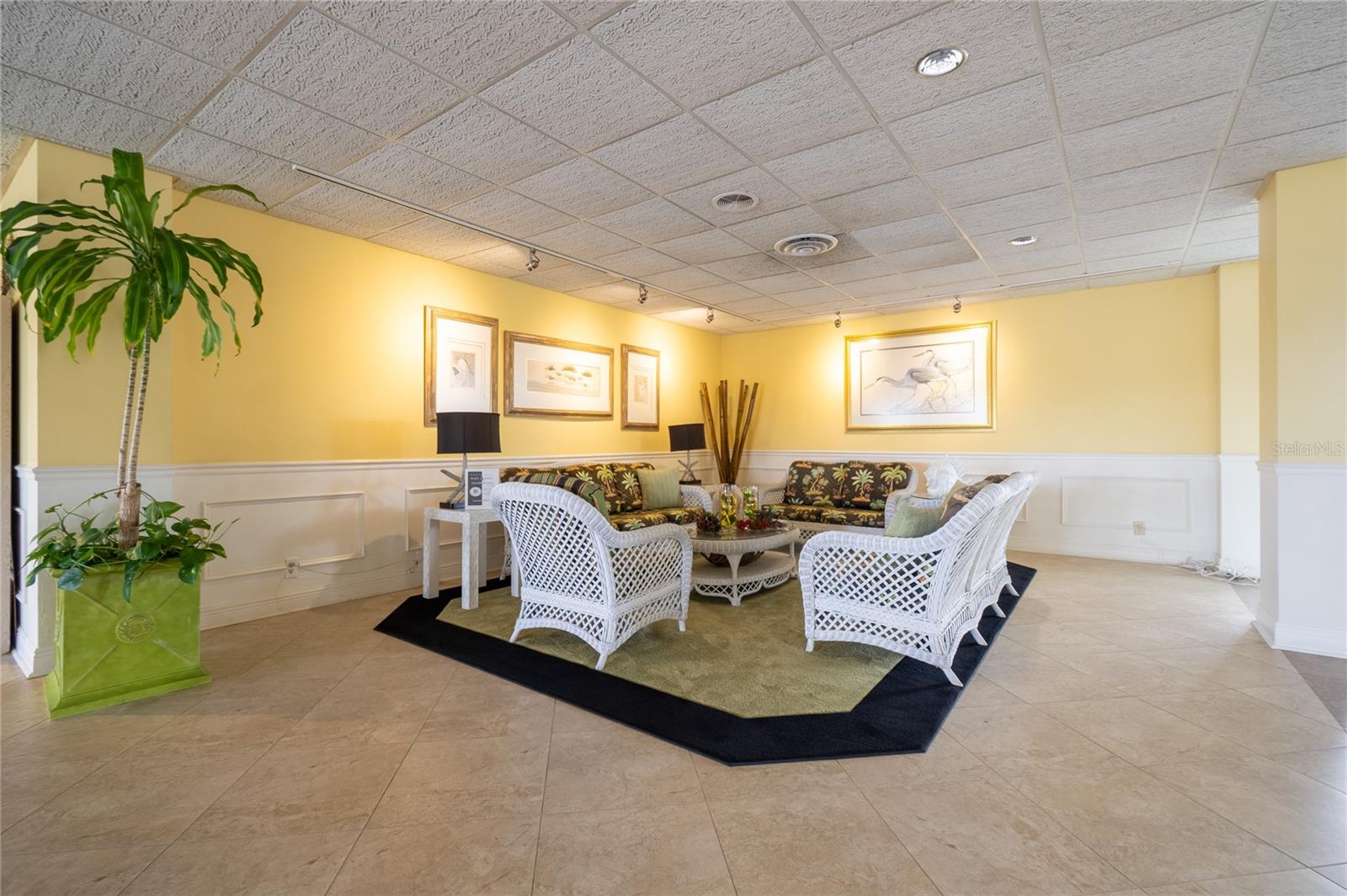 HORIZON HOUSE CO-OP - Residential