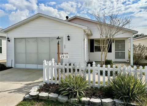2910 BARBOZA DRIVE THE VILLAGES FL 32162