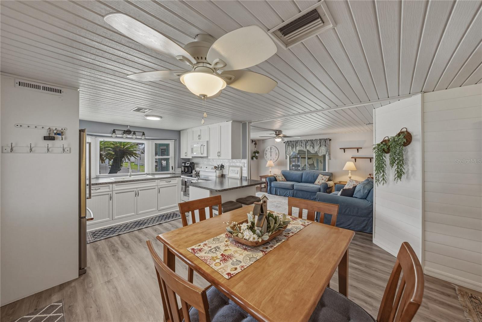 SPANISH TRAILS VILLAGE CONDO - Residential