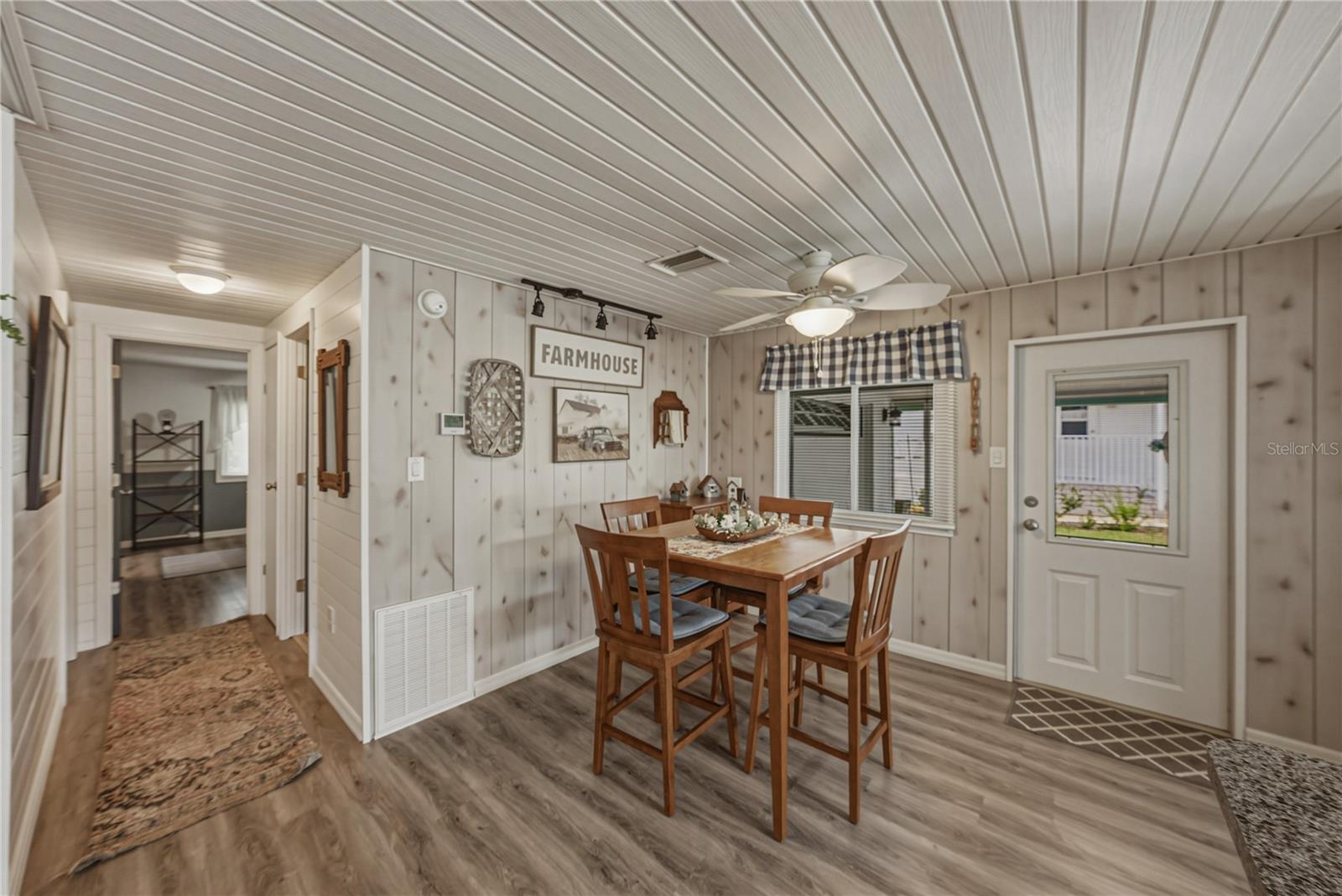 SPANISH TRAILS VILLAGE CONDO - Residential