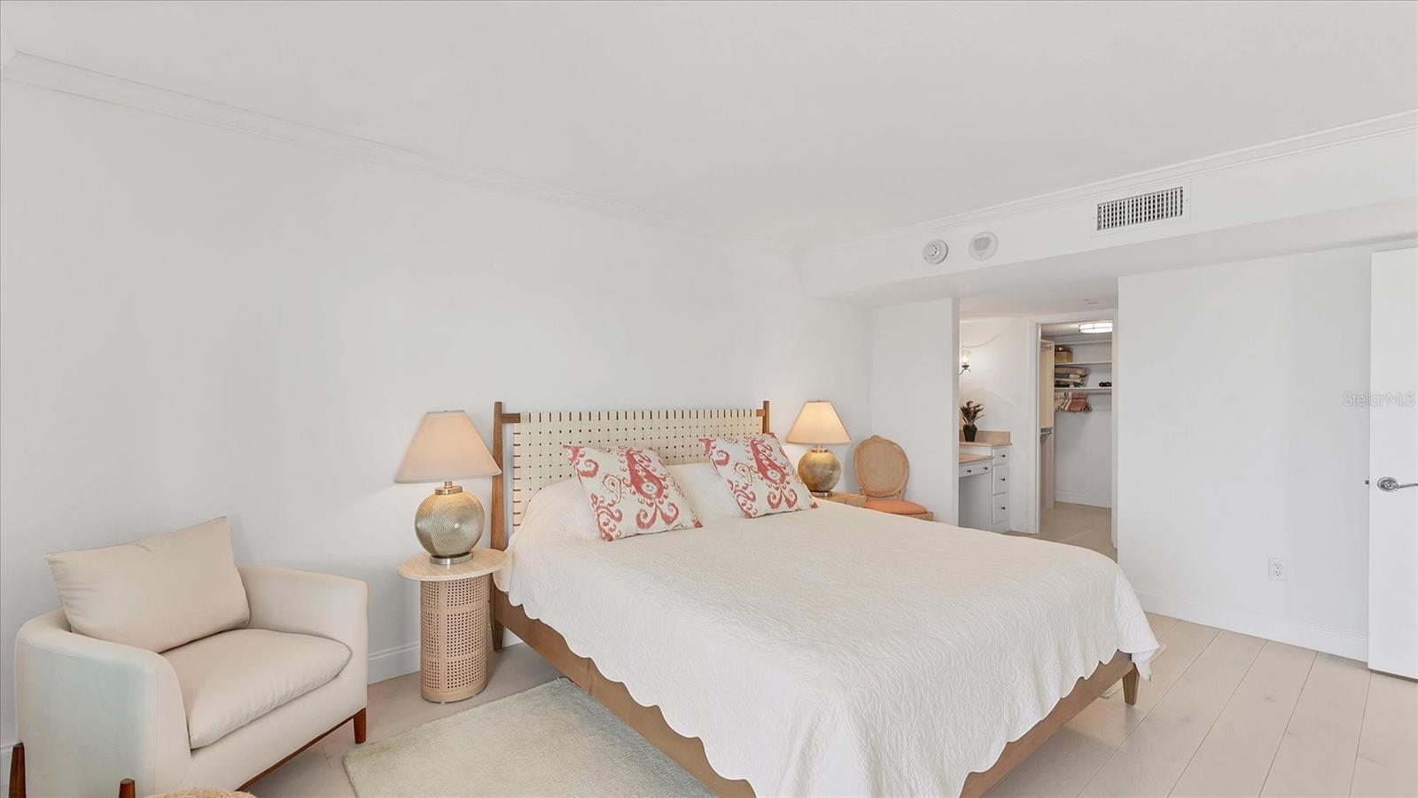 LIDO SURF & SAND - Residential