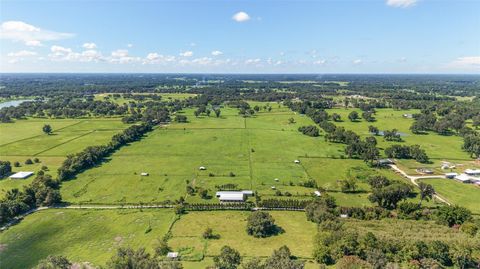 Photo of 5800 SE 145th Street, Summerfield, FL 34491 (MLS # OM705634)