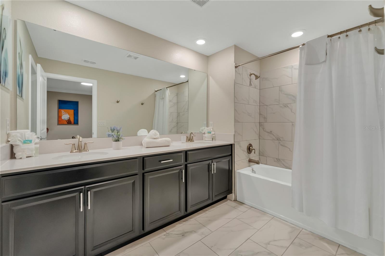 STONEYBROOK SOUTH NORTH PCL-PH - Residential Lease