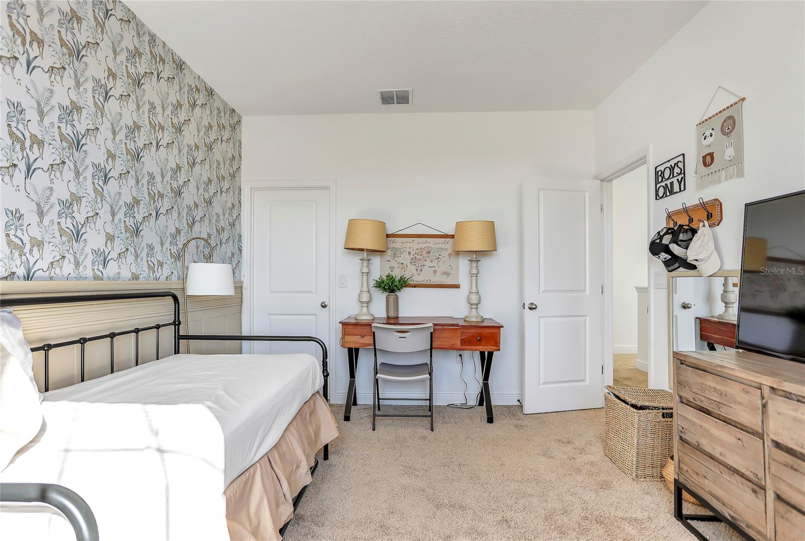 POITRAS EAST N-7 - Residential