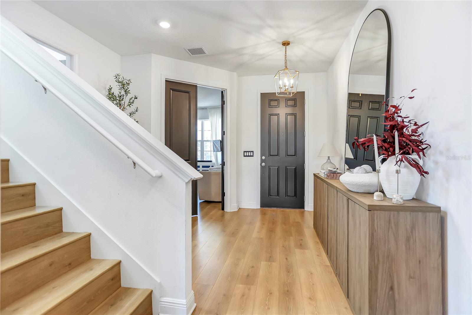 POITRAS EAST N-7 - Residential