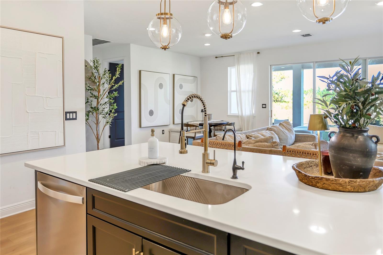 POITRAS EAST N-7 - Residential