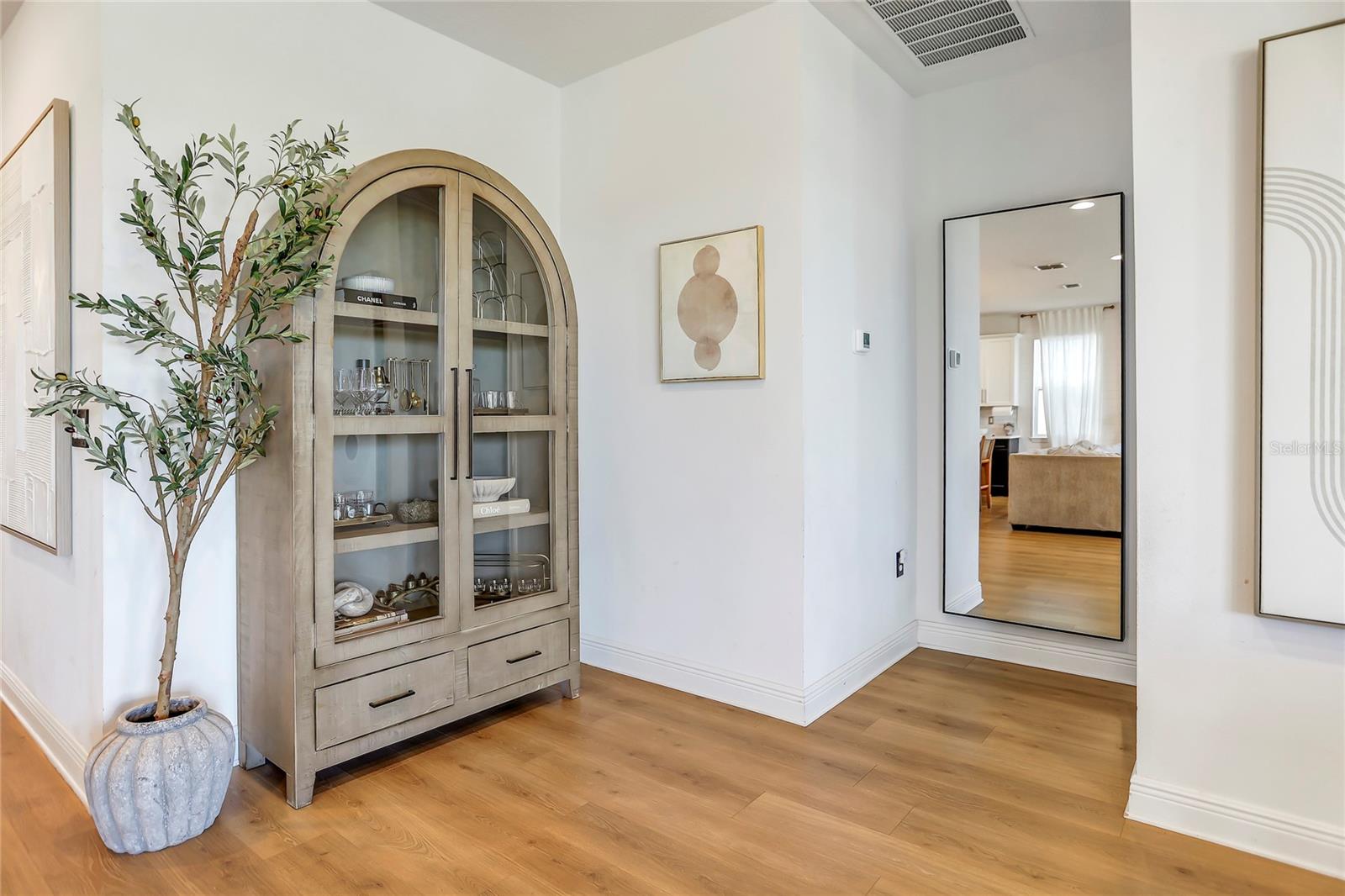 POITRAS EAST N-7 - Residential