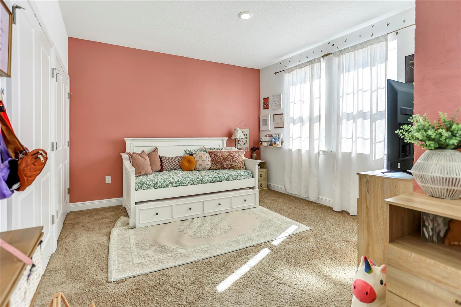 POITRAS EAST N-7 - Residential