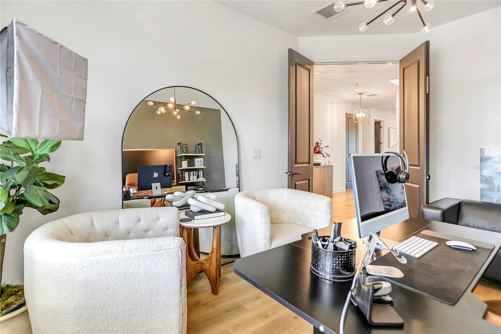 POITRAS EAST N-7 - Residential