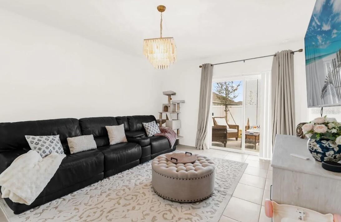 LAWSON DUNES SUB - Residential Lease