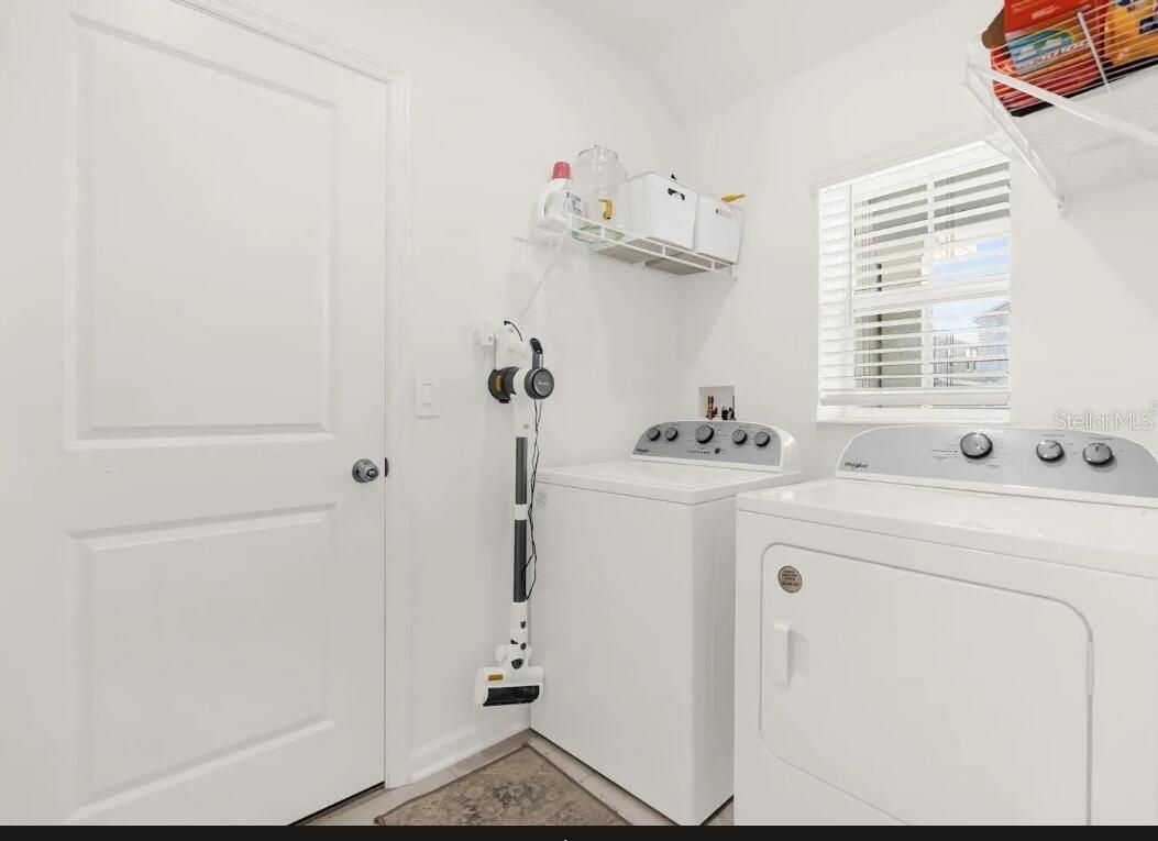 LAWSON DUNES SUB - Residential Lease