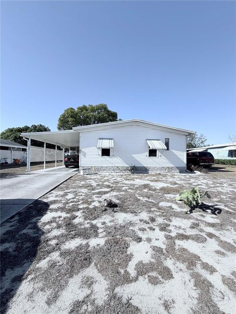 Photo of 15439 Brookridge Boulevard, Brooksville, FL 34613 (MLS # TB8471173)