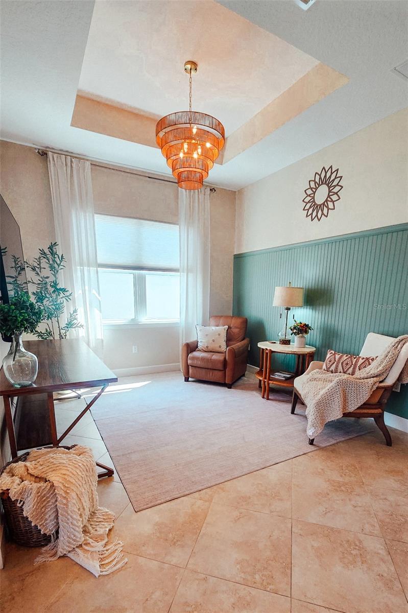 1401 PALISADES LANE