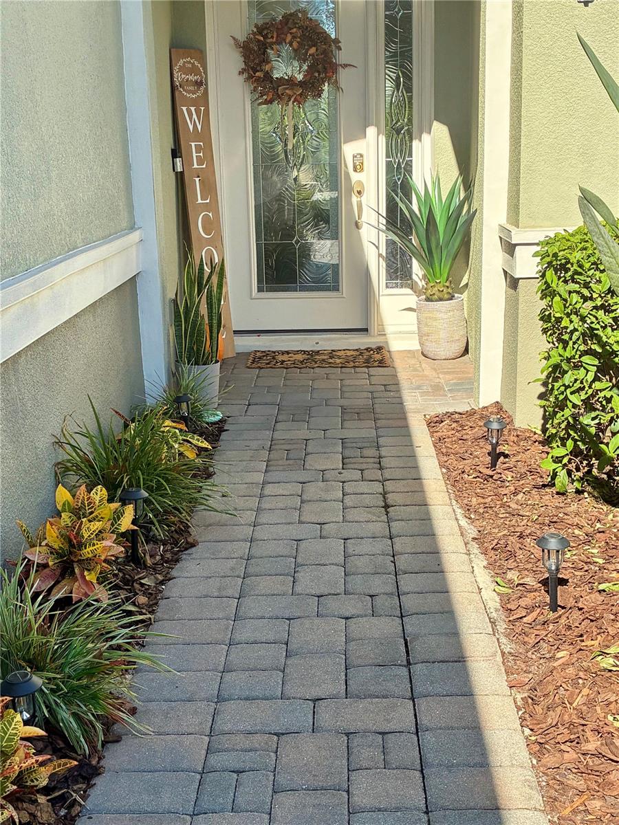 1401 PALISADES LANE