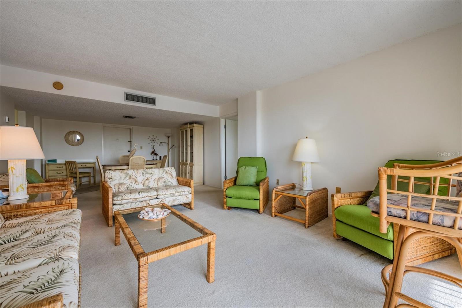 ROYAL STEWART ARMS - Residential