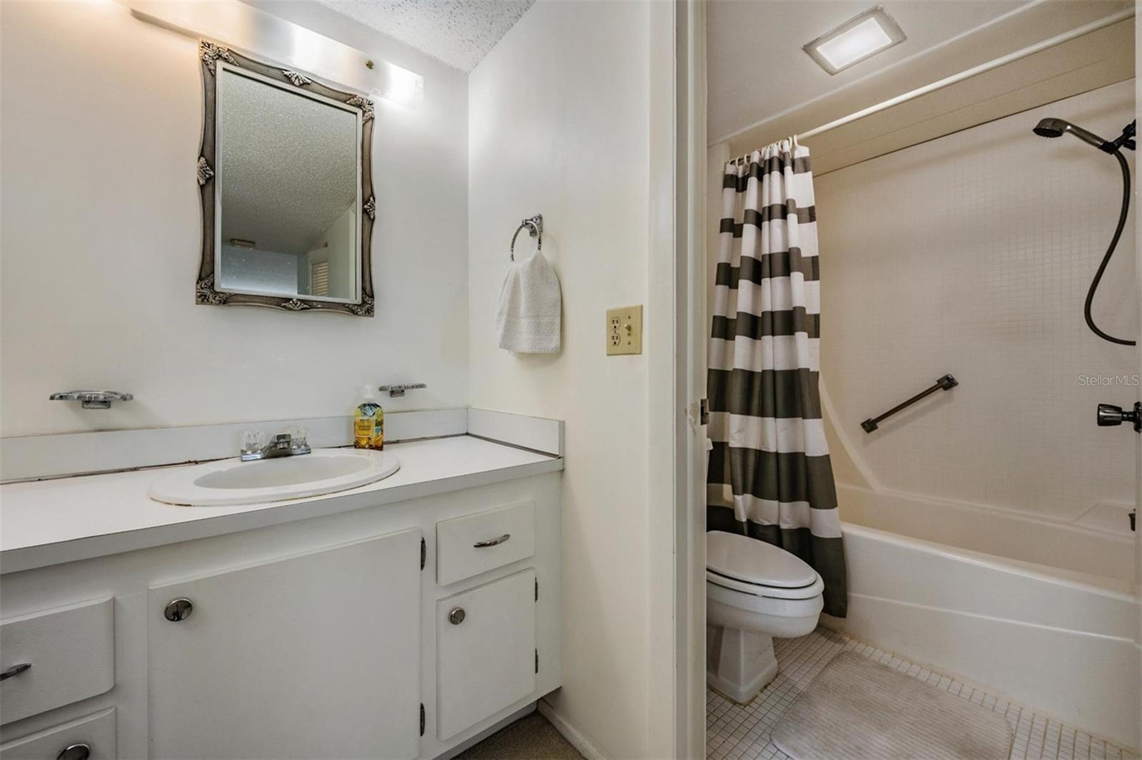 ROYAL STEWART ARMS - Residential