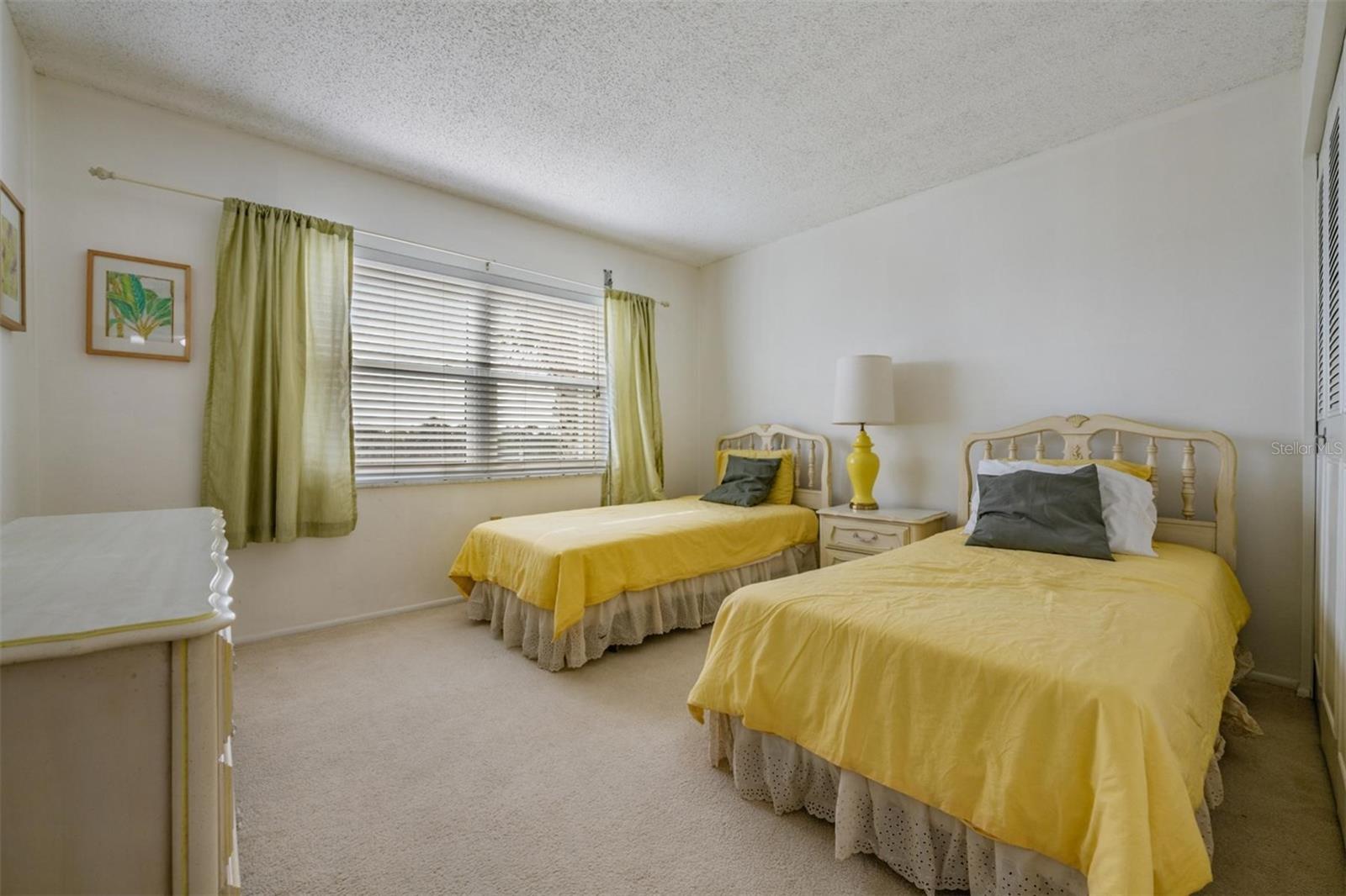 ROYAL STEWART ARMS - Residential