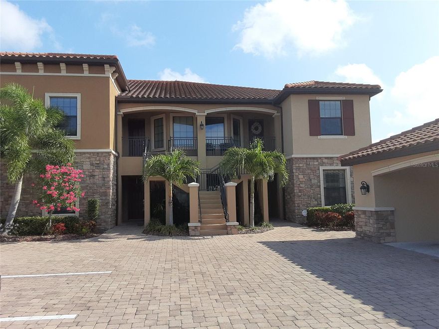 Annual or short term This beautiful ground-floor 2-bedroom, 2-bath condo with a den is a light-filled end unit overlooking the golf course with expansive views. Designed with comfort and style in mind, the spacious layout includes a kitchen with solid wood cabinetry, slab granite counters, stainless steel appliances, breakfast bar, eat-in nook, and pantry—all open to the dining and living areas. The den offers flexible space for a home office or reading room. The master suite features two walk-in closets with organizers, dual sinks, and a walk-in shower. A carport, guest parking, and storage are also included. This residence comes with a Golf Membership (transfer fee applies) and is located in the highly sought-after Esplanade Golf & Country Club—a gated community spanning 600 acres with resort-style amenities. Residents enjoy a new clubhouse with a heated lagoon pool, spa, private cabanas, and a 16,000 sq. ft. Culinary Center featuring a full-service restaurant, Tiki bar, and wine tasting room. Additional amenities include a state-of-the-art fitness center with locker rooms, full-service spa, tennis club, championship 18-hole golf course, bocce and pickleball courts, BBQ grills with outdoor dining, fitness classes, a Wellness Center, and more. High Season (Dec–Apr): $5,250/month, Off Season (May–Nov): $2,500/month. Call today and experience resort living in the Florida sunshine!