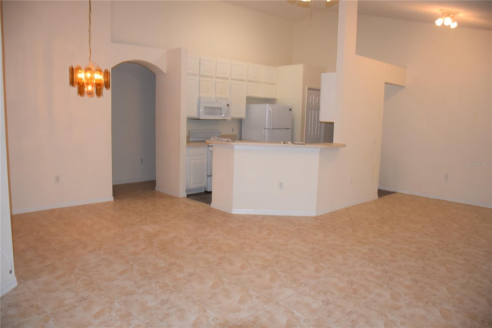 HEMINGWAY PLACE PH 2 - Residential Lease