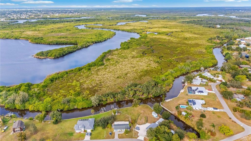 Photo of 333 Hile Lane, Punta Gorda, FL 33982 (MLS # C7518457)